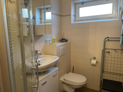 Schlaf-, Wohnzimmer